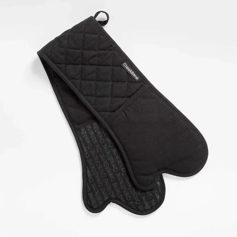 Crate&Barrel Silicone Double Grip Quilted Oven Mitts -New